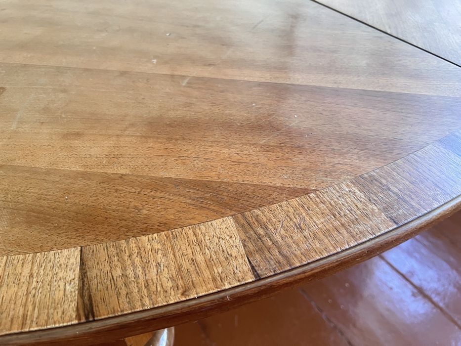 Продается антиквартный дубовый стол