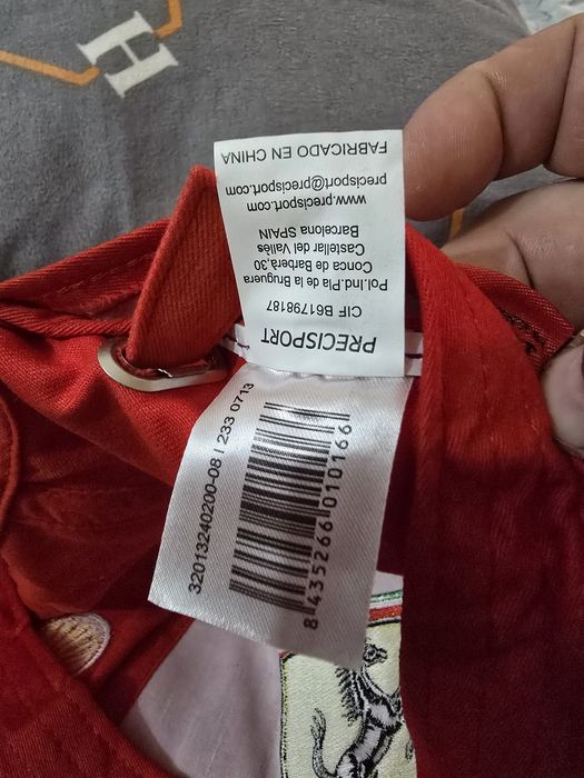 Продам бейсболку оригинал