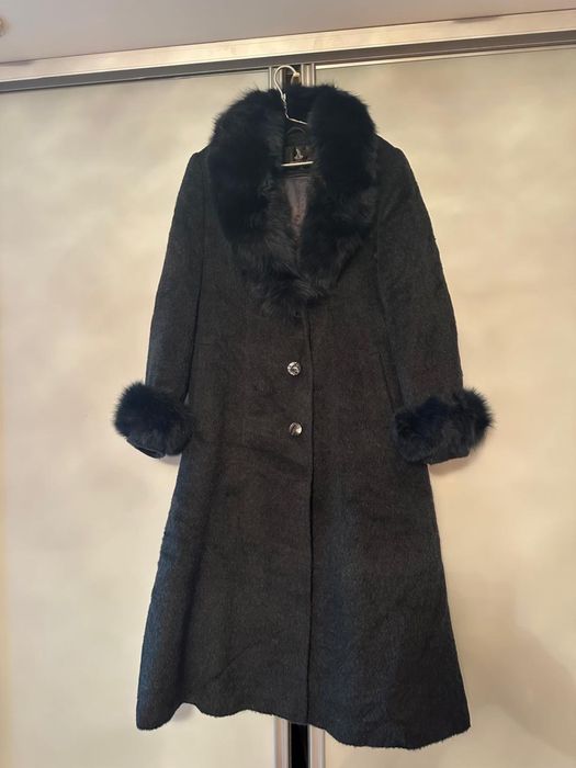 Продам 2 норковые шубы.р-р 48-50