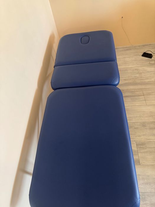 Медицинска кушетка