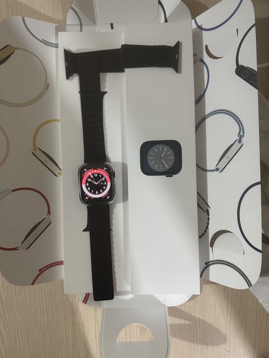 Apple Watch 8, 44mm