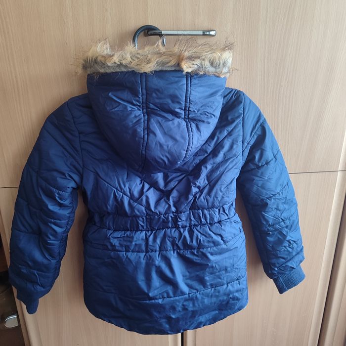 Продам осенние куртки