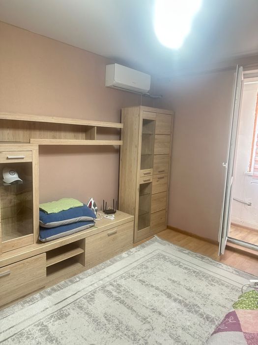 Подселениеге қыз керек