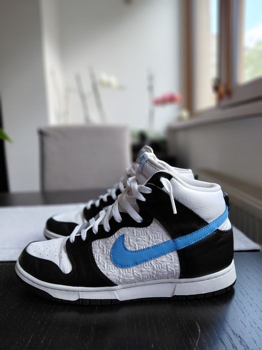 Nike Dunk High EMB