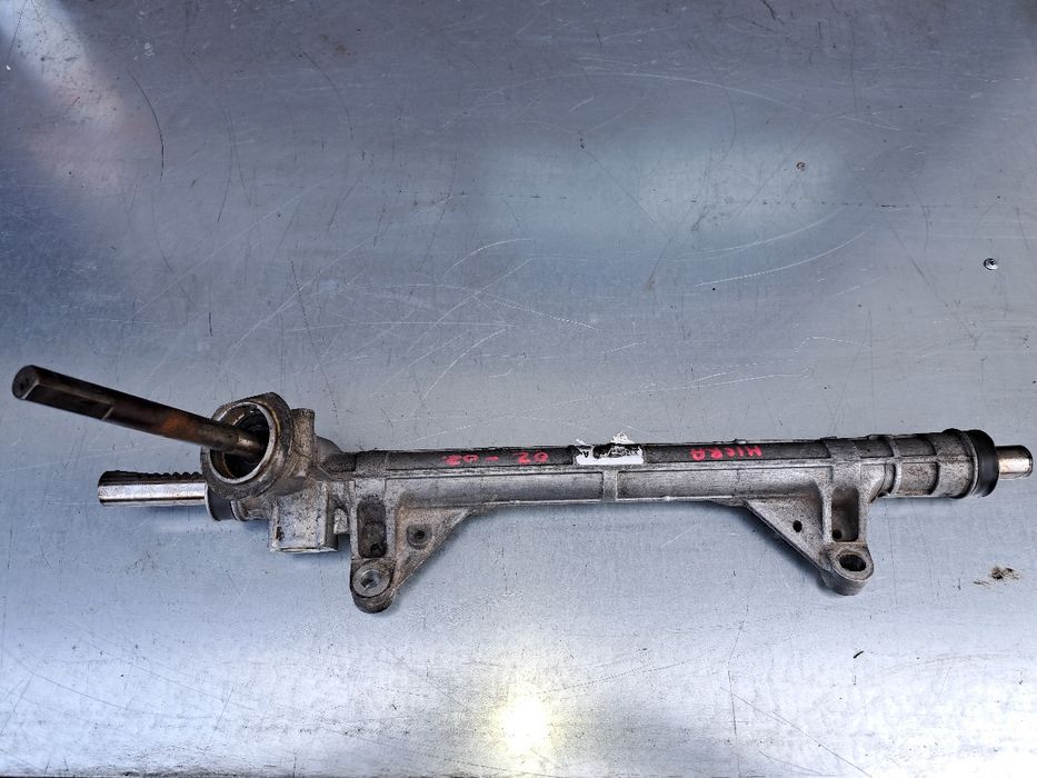 Casetă directie Nissan Micra 2003-2010