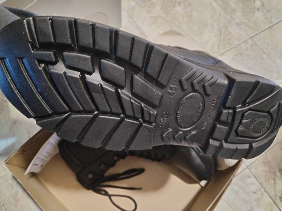 Кубинки - естествена кожа