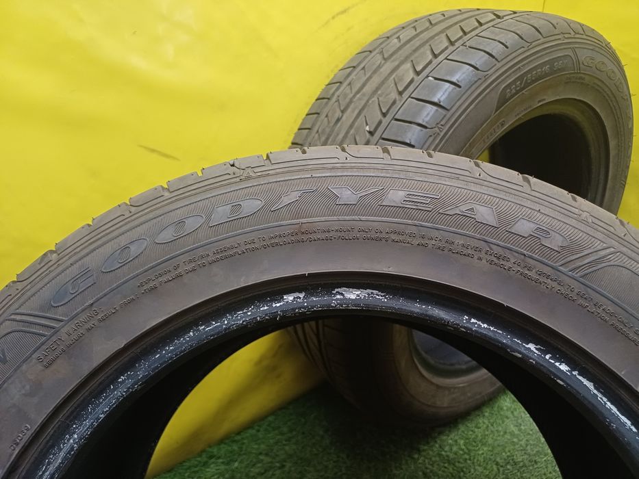 Шины 225/55 R16 Goodyear пара.