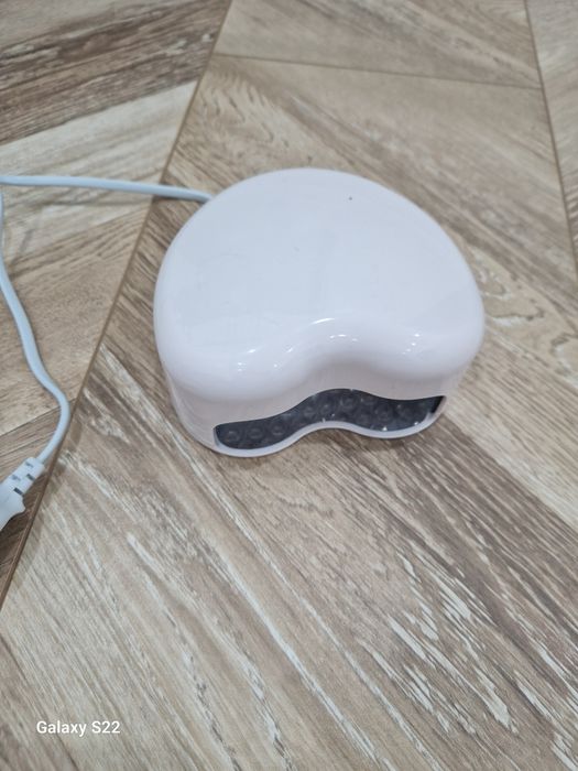 Продам лампу для манекюра