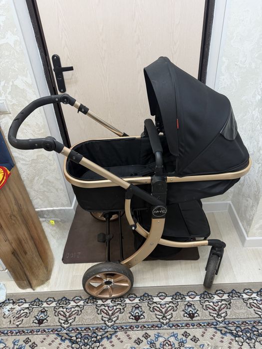 Продам детскую коляску Aimile 2 в 1