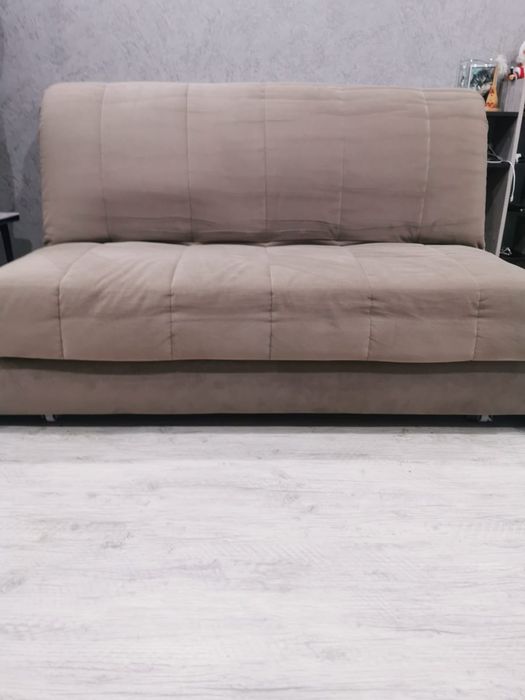 Продаются  2 дивана