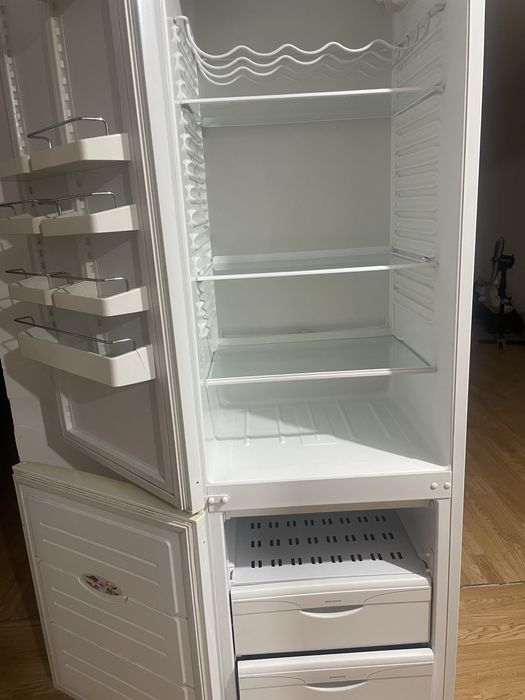 Продам холодильникз
