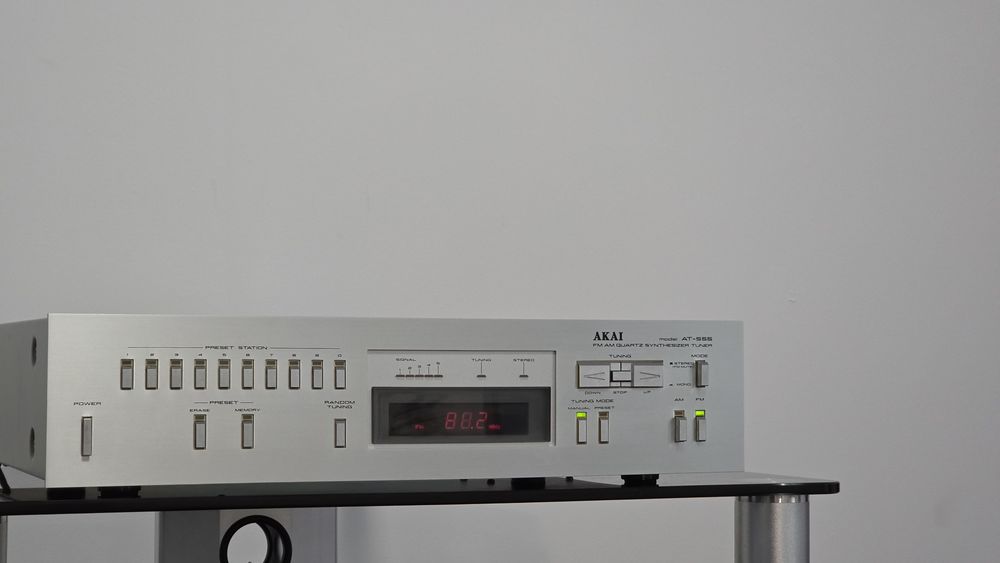 Tuner stereo Akai AT-S55