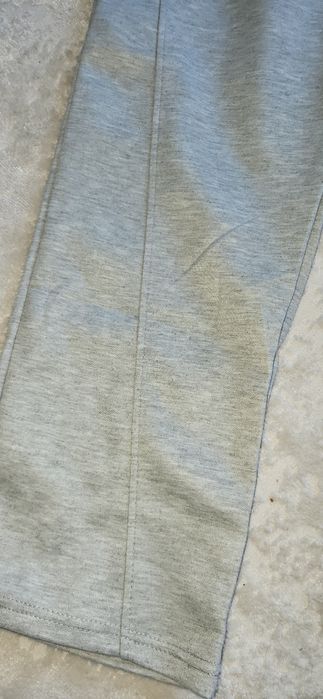 Продам спортивные брюки на девочку