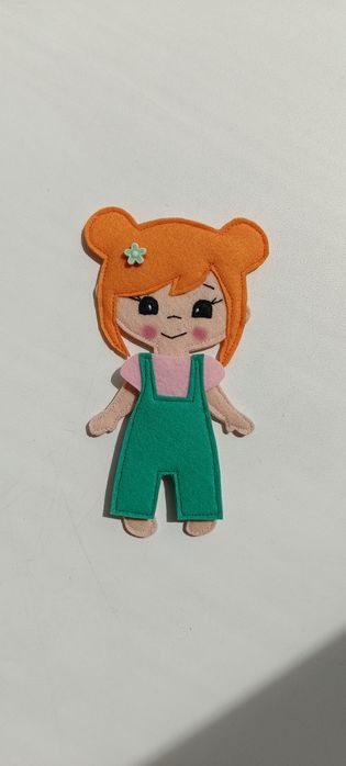 Кукла с домиком из фетра