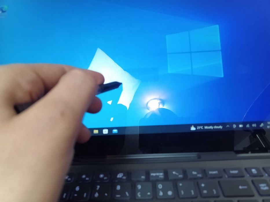 Laptop Proiectare 4k touch Dell 7506 2in1 I7-1165, Video dedicat Intel Iris Max, 16Gb ram , 255 ssd