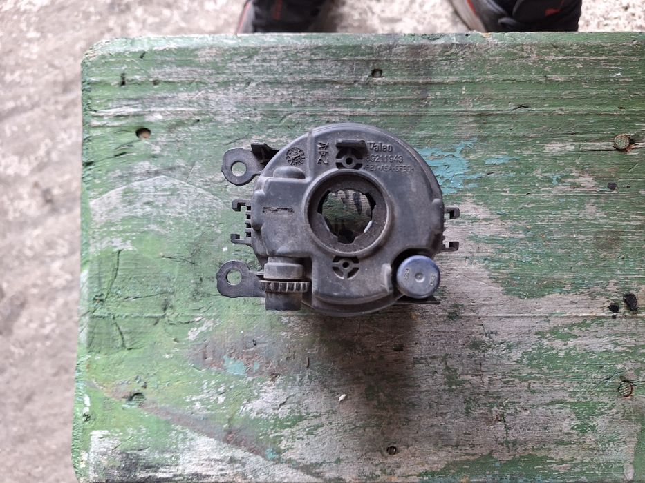 Халоген за Suzuki swift 2013