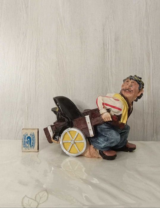 Статуэтка  Ручная работа, антиквариат  statuetka Qo'lda yasalgan