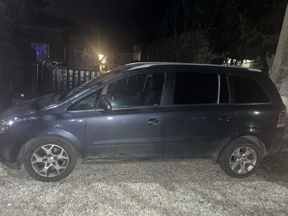 Opel zafira 1.9tdci Vând/Schimb