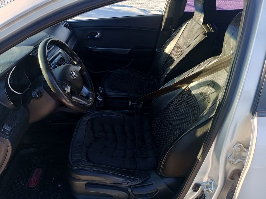 Продам Киа Рио 2015г