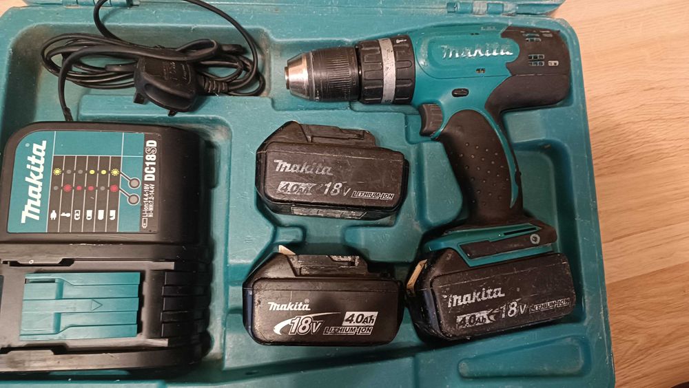 Винтоверт Makita DHP453