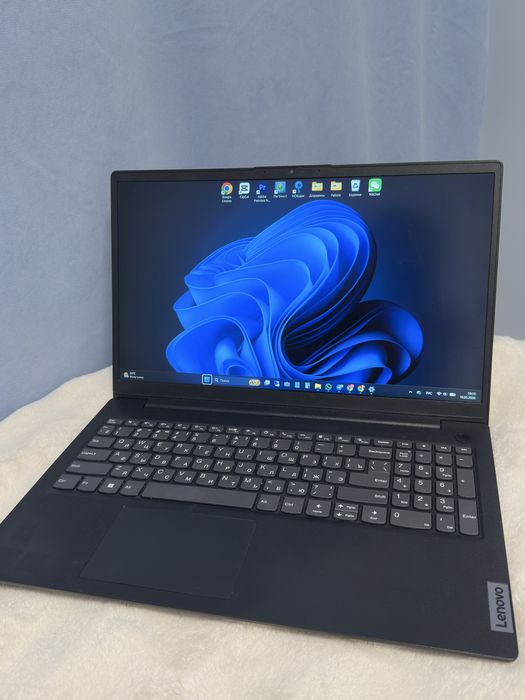 Продам ноутбук LENOVO V15 G4 IAH