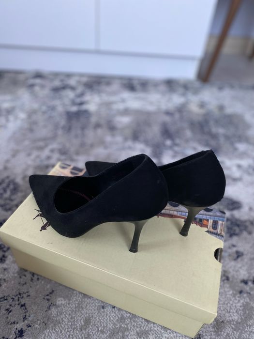 Обувь в отличном состояний