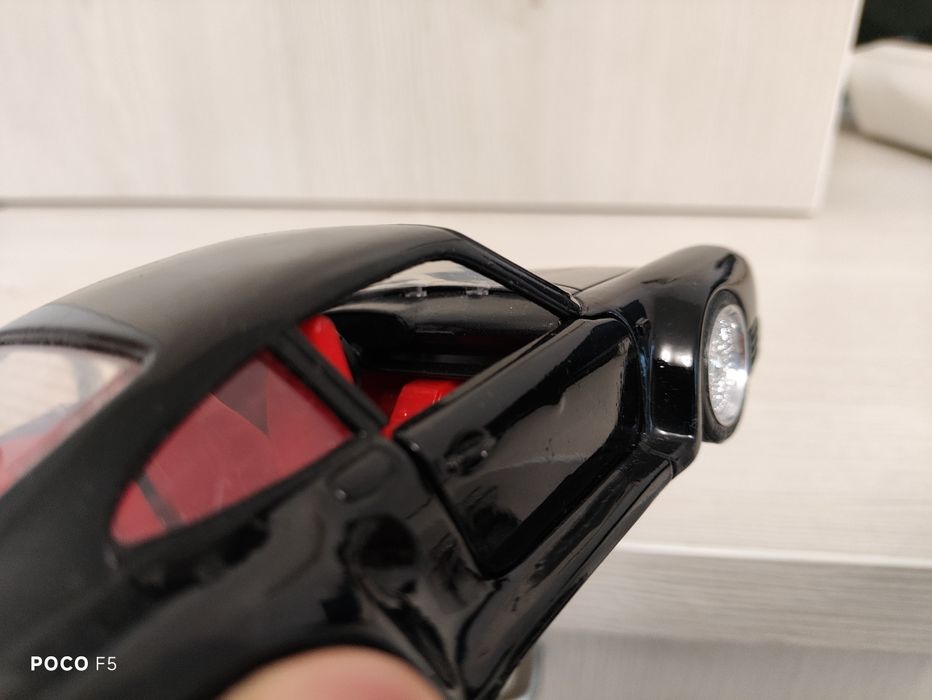 Macheta 1:24 Porsche 959