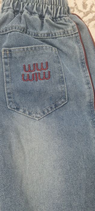 Джинсы доя девочек новая