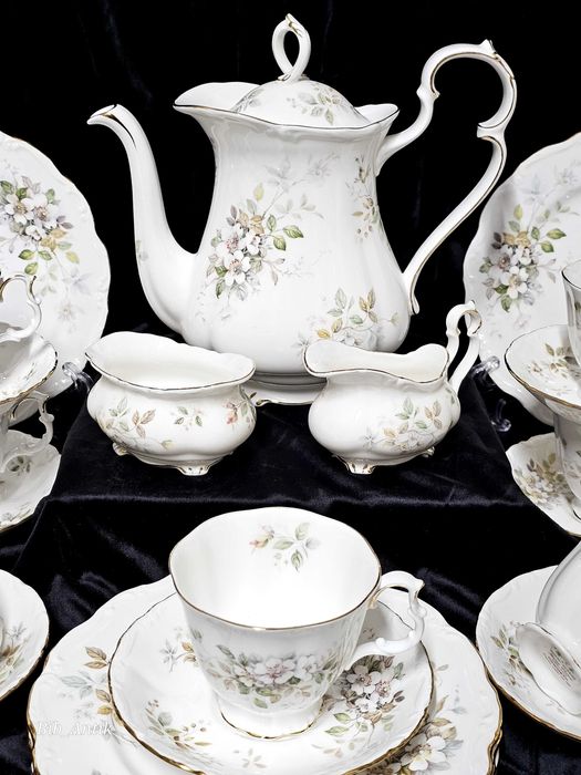 Royal Albert порцелан от Англия