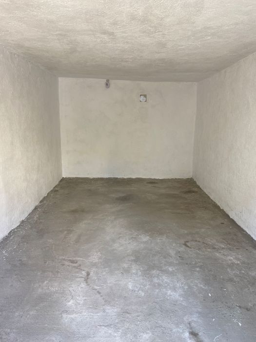 Vând garaj zona capela Orăștie