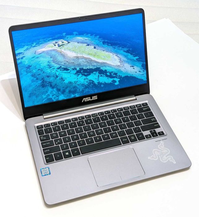Продавам лаптоп Asus ZenBook UX430U