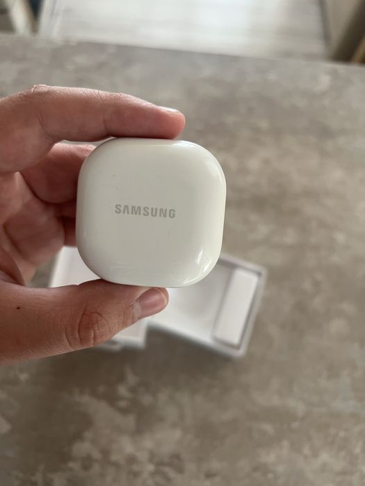 Слушалки: Samsung galaxy buds 2