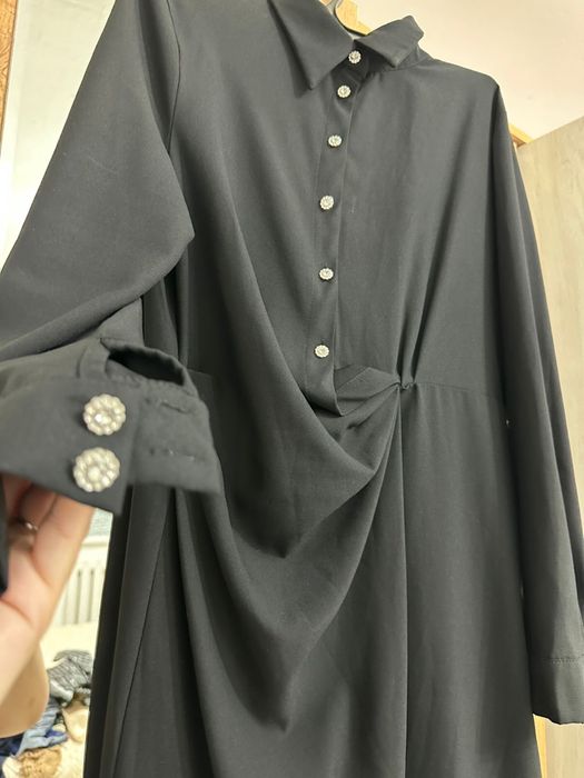 Продам платья б/у