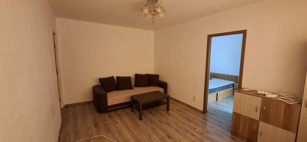 Vand apartament Bariera București