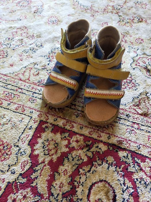 Ортопедический обувь