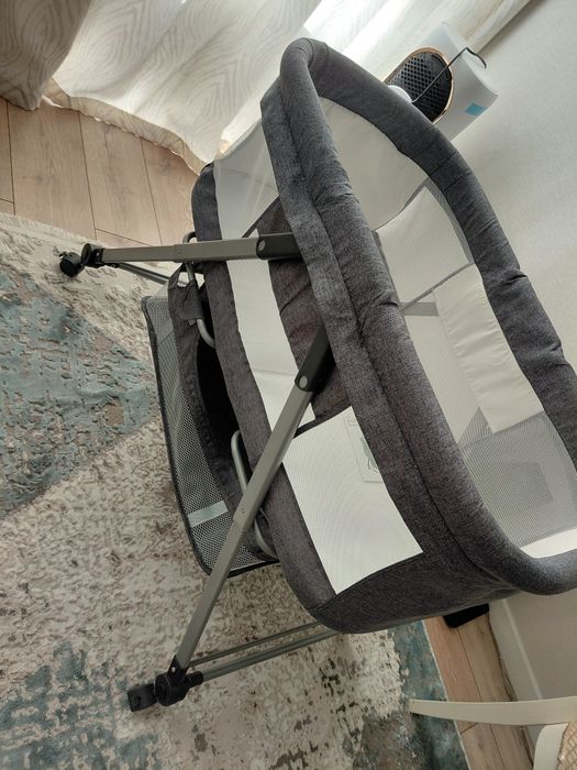 Продам детскую кровать люльку