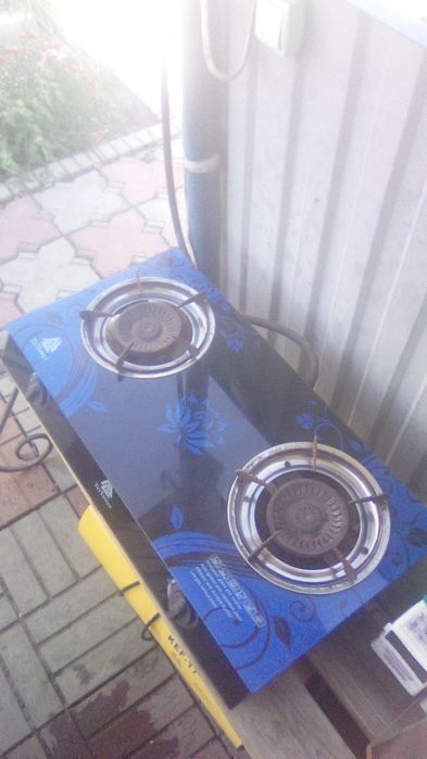 Настольная газовая плита с автоподжигом