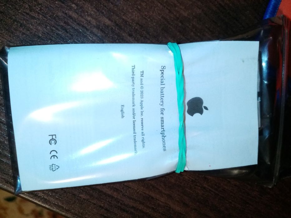 Батарея на айфон 7