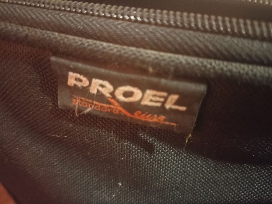 Продам чехол "PROEL"для клавишных инструментов