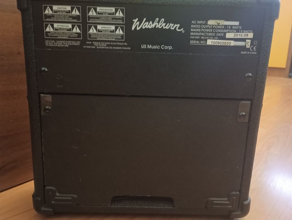 Washburn усилвател за китара и бас китара
