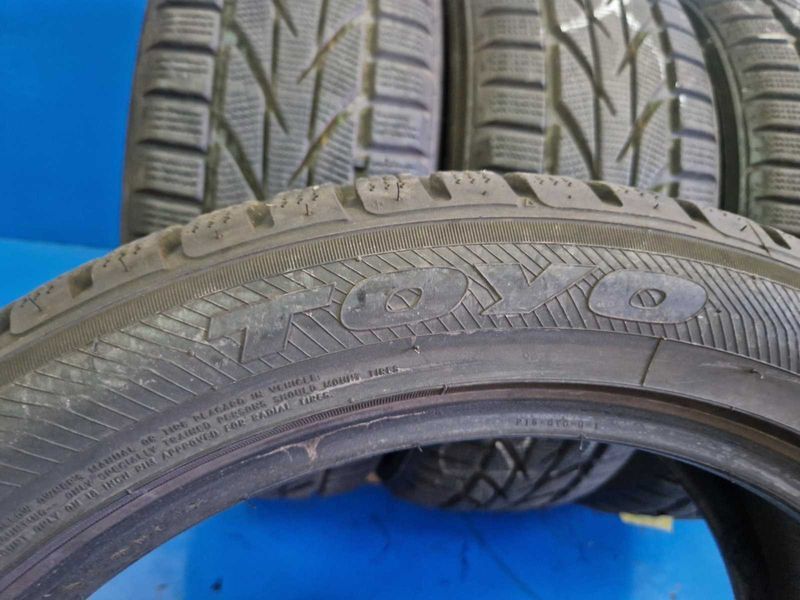 4 Toyo R18 215/50
зимни гуми DOT2719