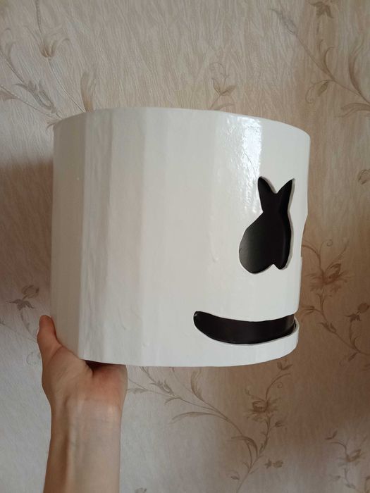 Маска Маршмелоу картонная диджея Marshmello