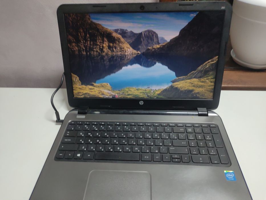 Продам ноутбук hp