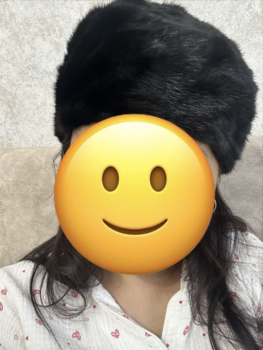Продается норковая шапка беретка