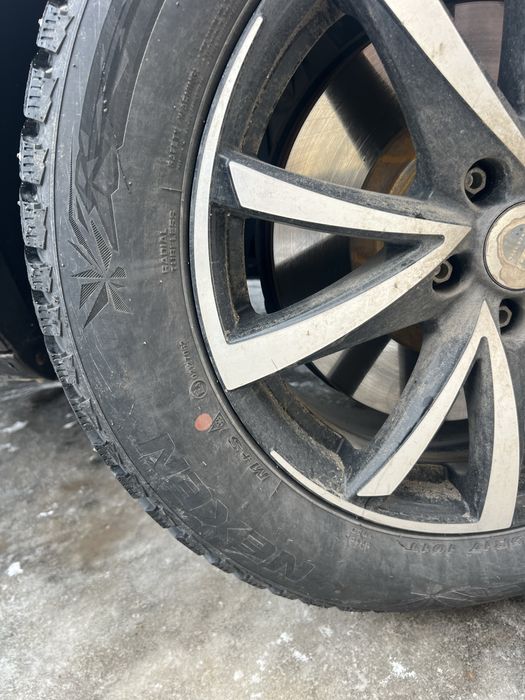 Продам шины с дисками