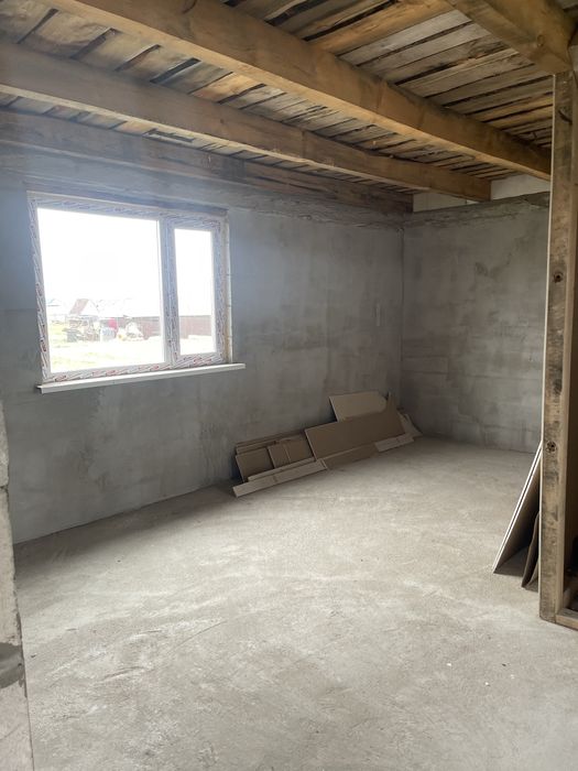 Продам не достройный дом