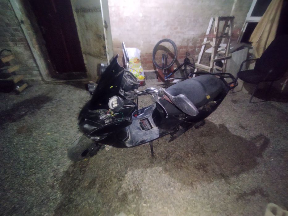 Продам мопед M8 за 100000тенге