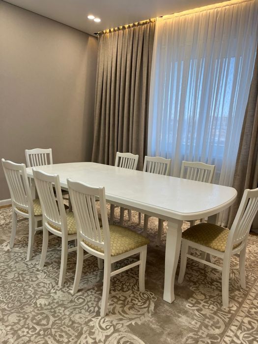 Стол , 8 стульев комплект