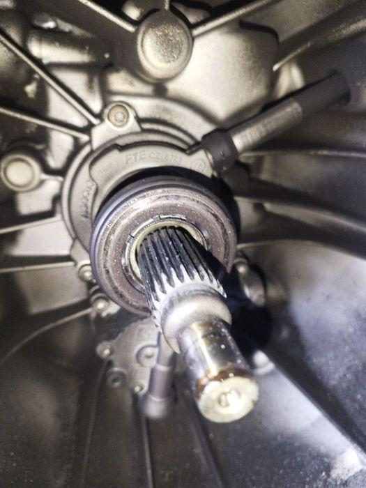 Cutie de viteze Jaguar F - Pace 2.0 D 2015 - 2020 163CP Manuala 6 Trepte 204DTD (1141) ...