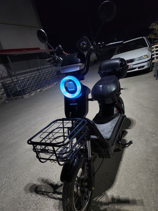 Skuter sotiladi Qashqadaryo-Shaxrisabz Продаётся скутер Кашкадарья